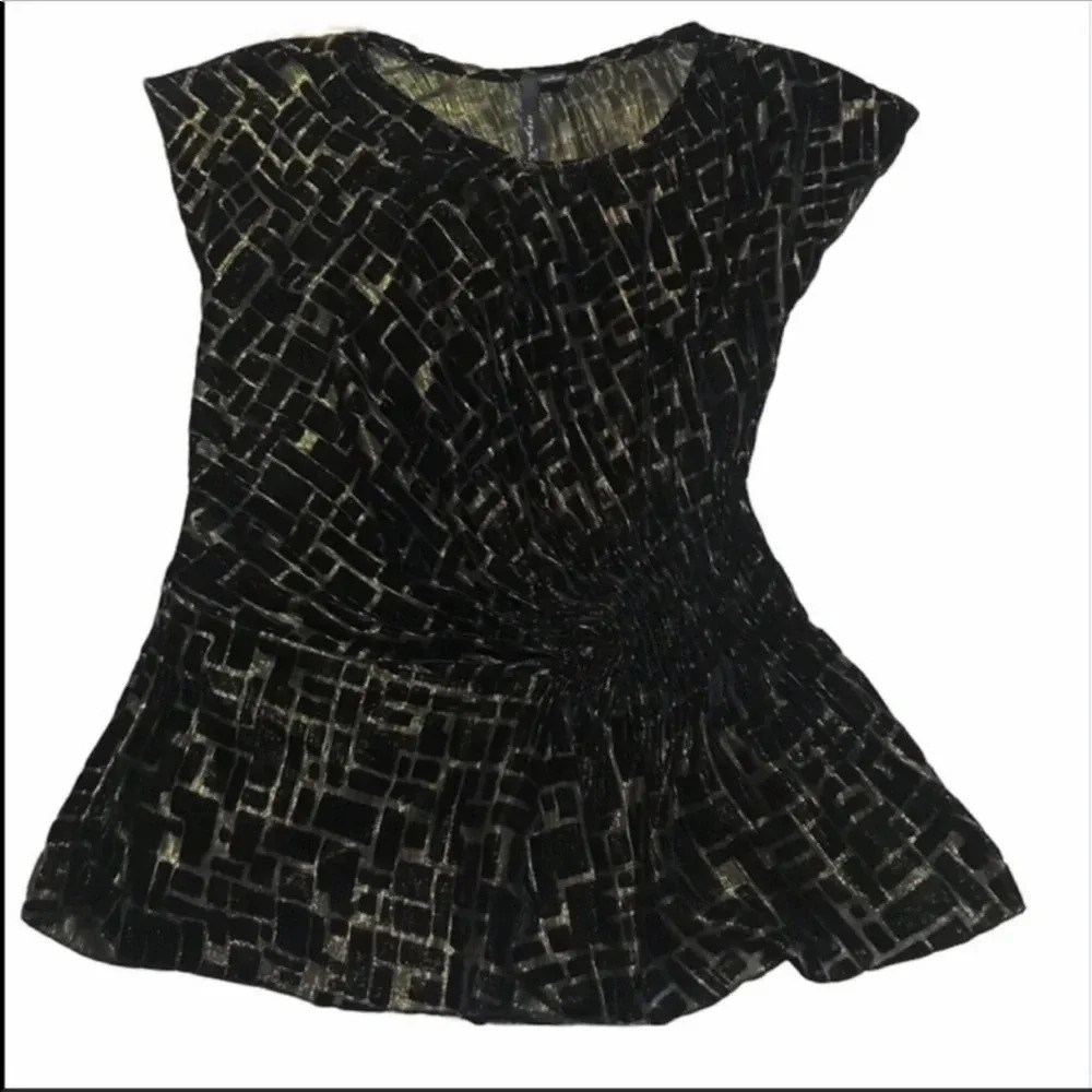 Aryn K Black & Gold Ruched Blouse Size Small